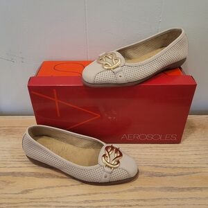 AEROSOLES Women's Beige Loafers with Gold Accent
